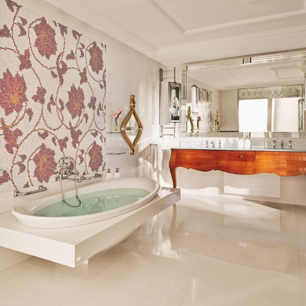 Imperial Suite bathroom