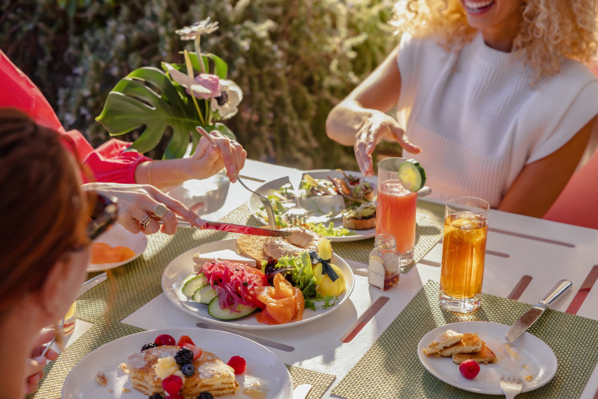 Dining in the Cabana Cafe, Beverly Hills 