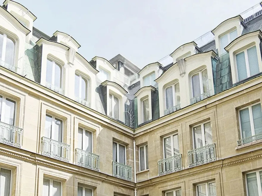 Picture of a courtyard view at Le Meurice