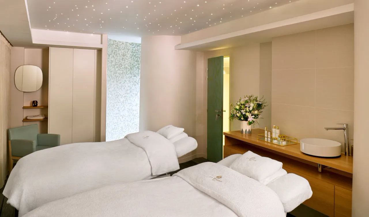 Large view of a double treatment room at Le Spa Valmont pour Le Meurice, Paris- Dorchester Collection