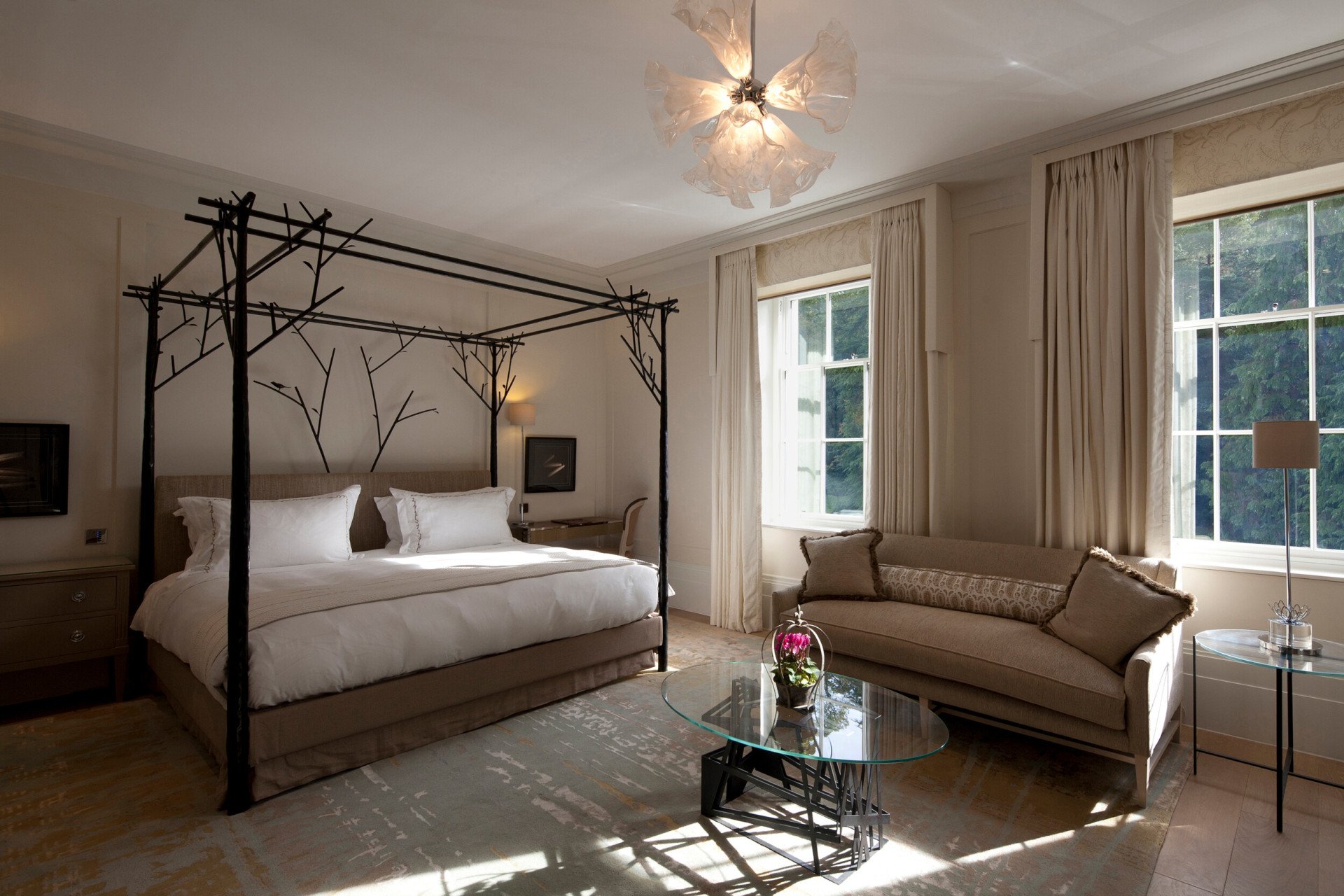 Coworth Park-Mansion House Junior Suite (25)-highres