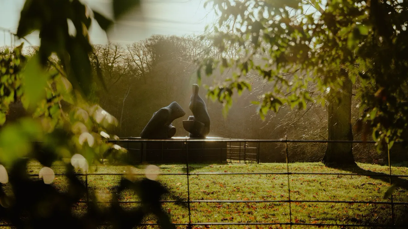 Henry Moore's Two Piece reclining figure No.5 statue shot with the Leica SL2 in Hampstead Heath