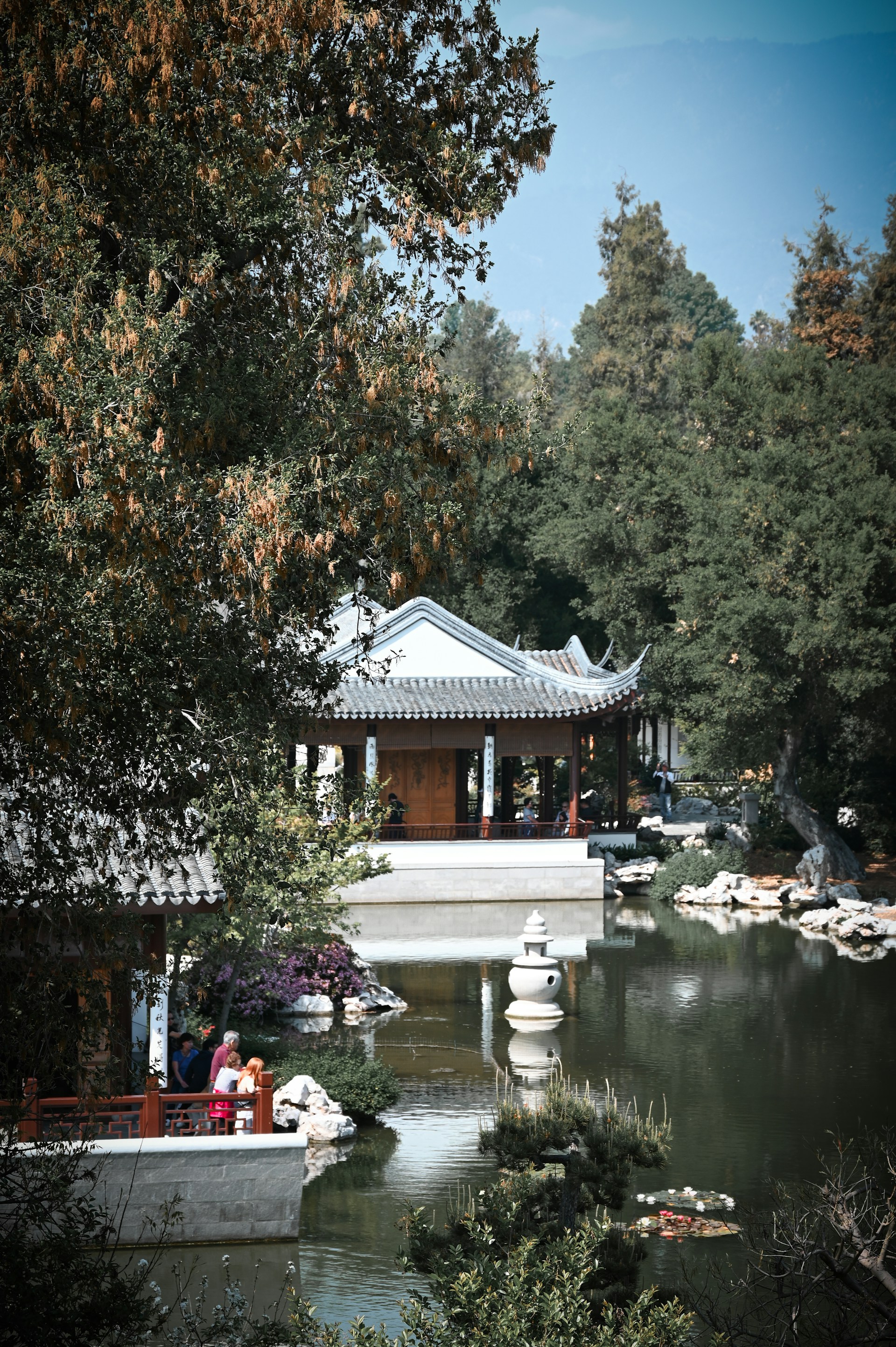 Photographer Haoyi Qiu, house on water at the Huntington Library