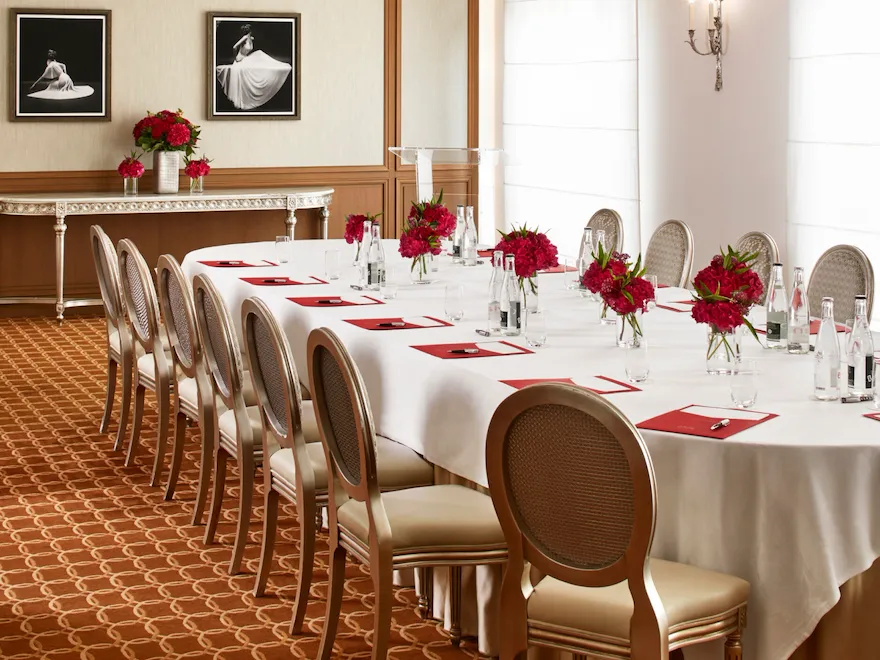 HPA-Salon-Creation-A-Boardroom-HR-by-Francis-Amiand