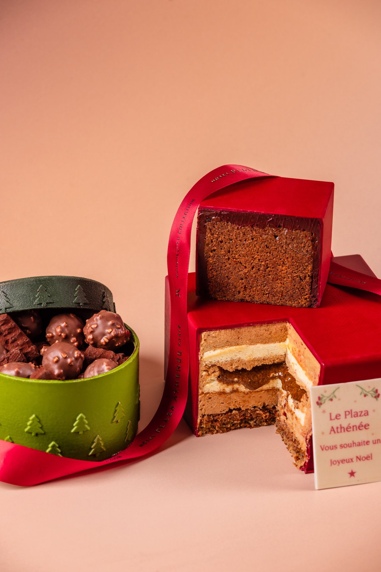 Yule log 2026 - Hotel Plaza Athenee by thetravelbuds_studio (5)