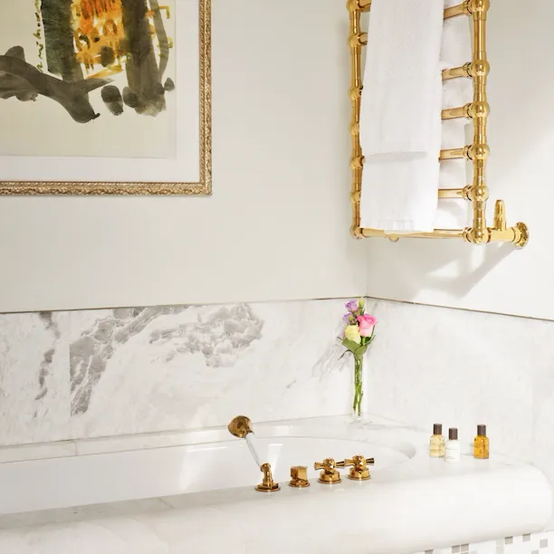 Dettaglio di una vasca da bagno a Hotel Eden Roma