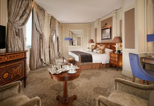 View of the Premium room with violet details