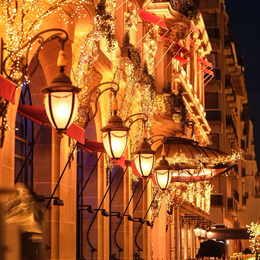 Picture of the facade during Christmas.