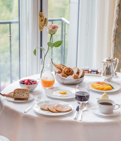 American Breakfast In Paris | Bed & Breakfast at Le Meurice