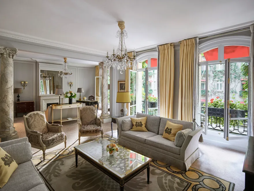 HPA-224-226-Presidential-Suite-Living-HR-by-markread
