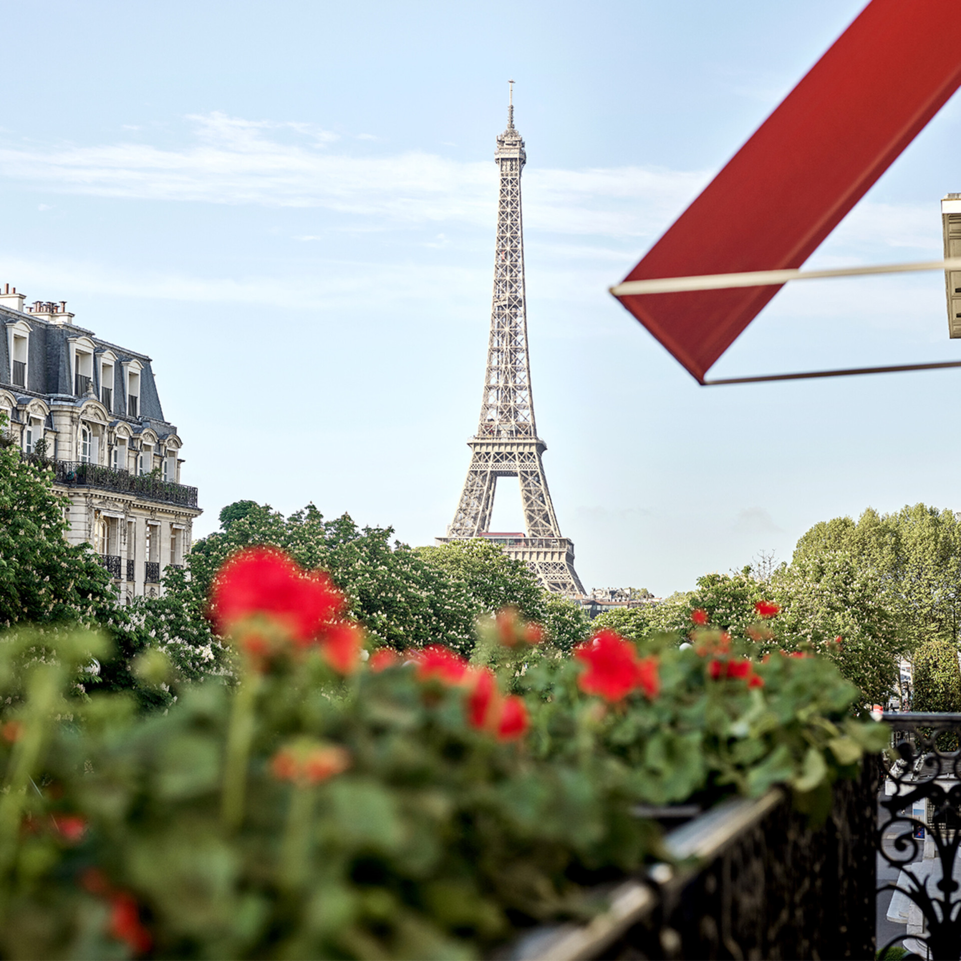 HPA_Eiffel Suite 261_0061_1200x1200