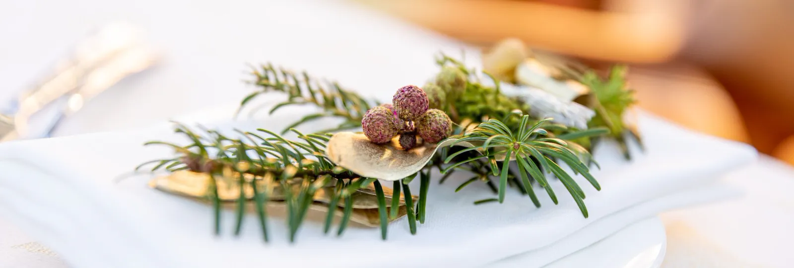 Napkin with Christmas decoration at Il Giardino Ristorante at Hotel Eden, Rome