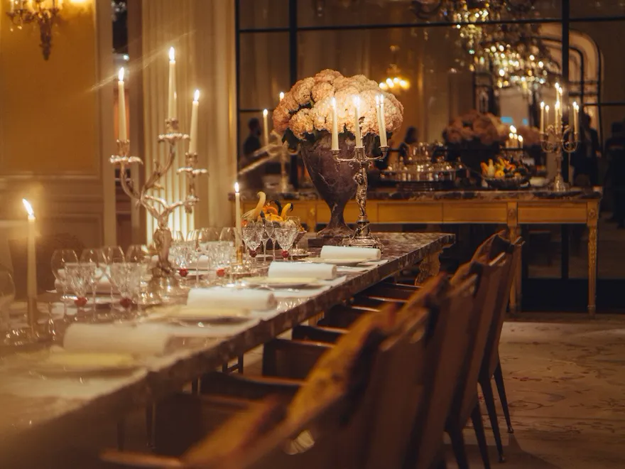Table de salle à manger de Jean Imbert au Plaza Athénée