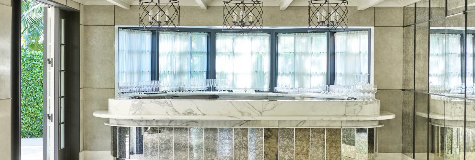 Private foyer for the Garden Ballroom