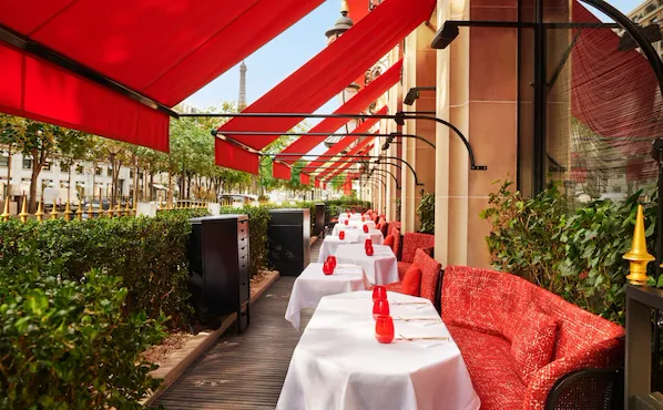 Photo de la Terrasse Montaigne extérieur du restaurant