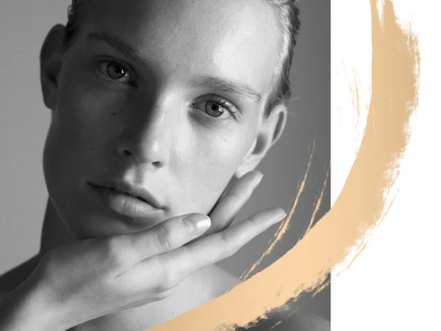 Photo of a woman face in black and white