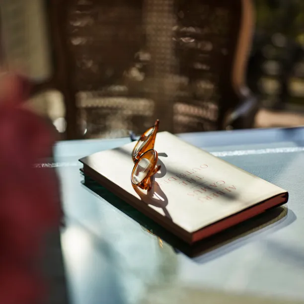 HPA-461-Eiffel-Suite-Moments-3-HR-by-mark-read