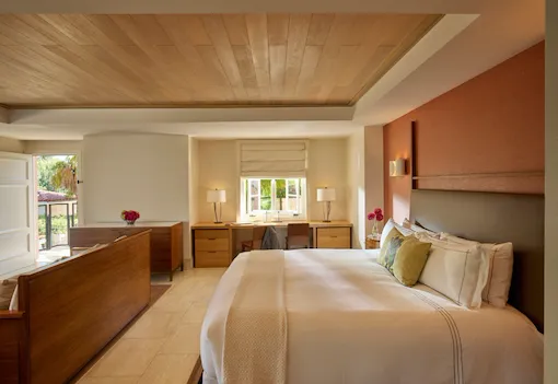 Canyon studio bedroom