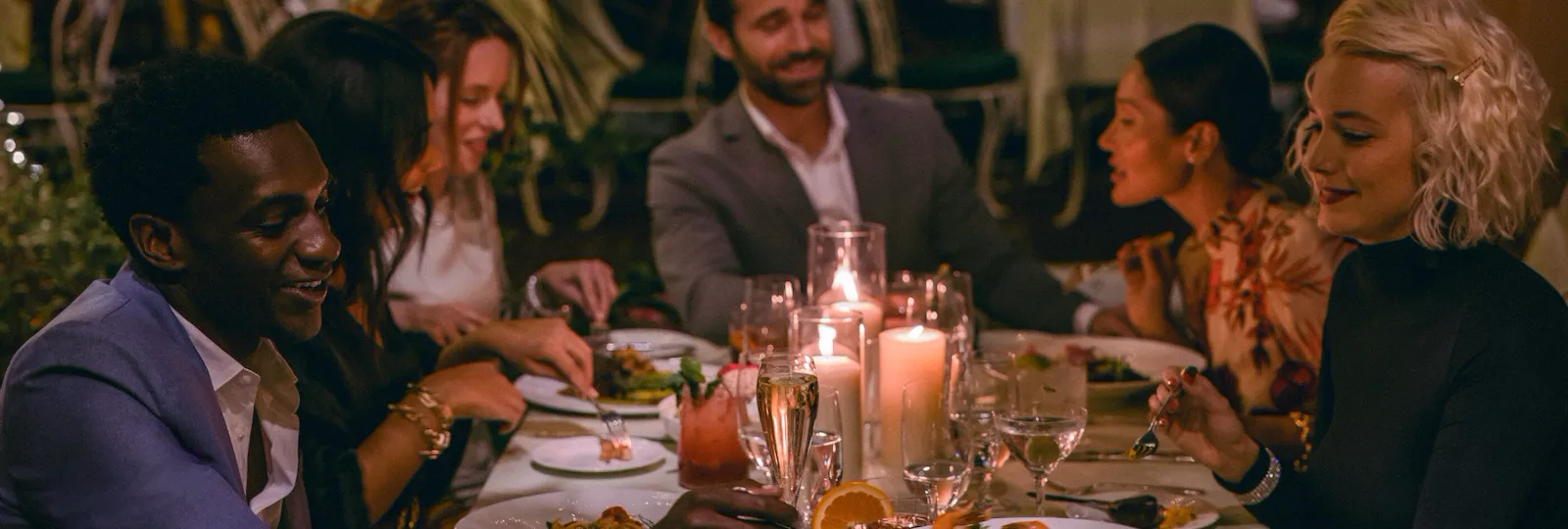 Dining in the Polo Lounge, The Beverly Hills Hotel, Beverly Hills