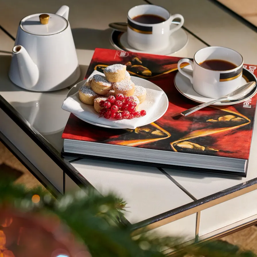 45 Park Lane Festive decorations