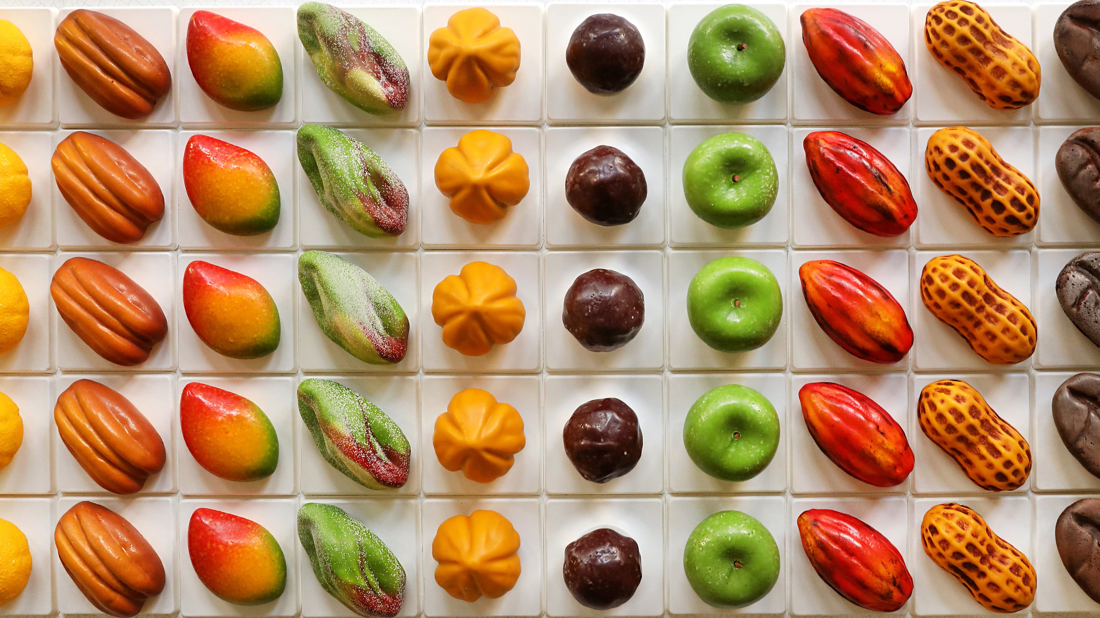 Fresh Pastries, Paris | La Pâtisserie Du Meurice Par Cedric Grolet
