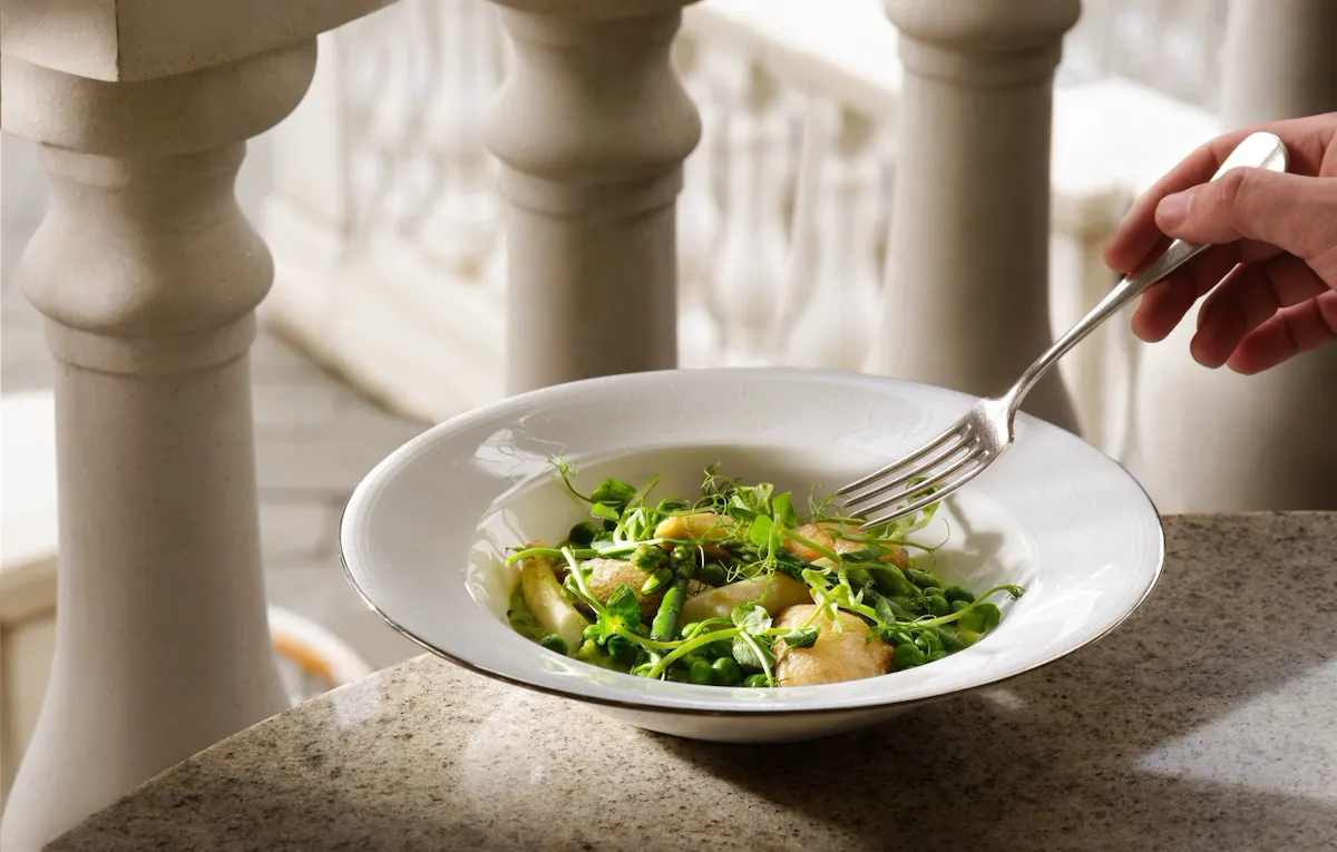 The Drawing Room Terrace Pea and Asparagus salad at Coworth Park.