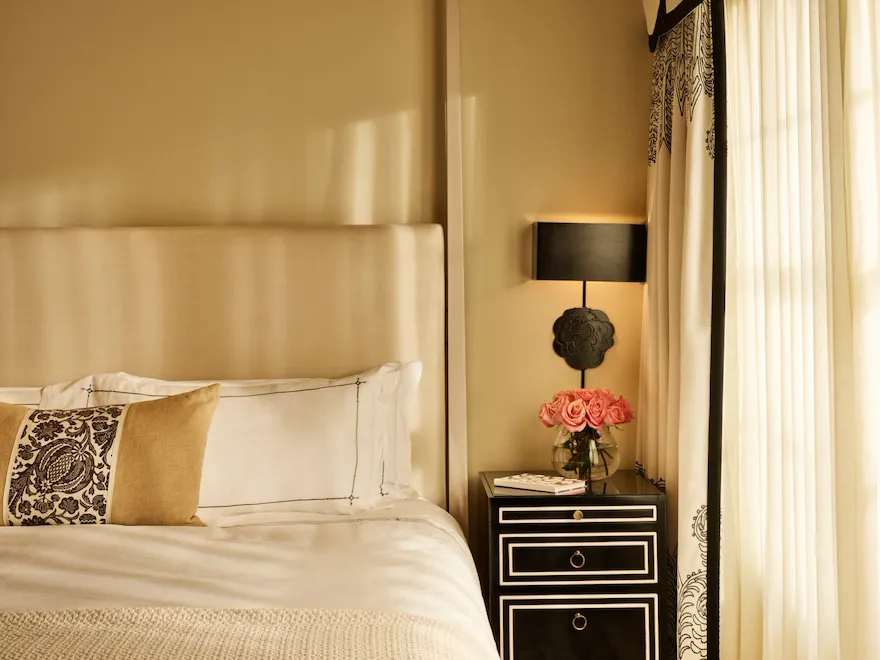 Deluxe guestroom at Hotel Bel-Air