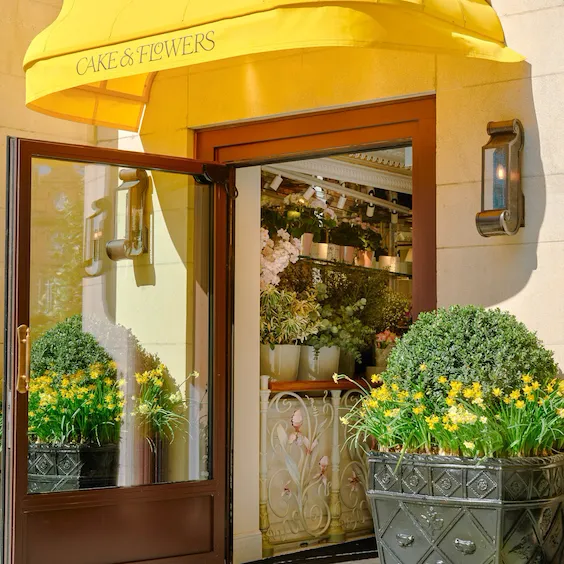 Cake & Flowers doorway