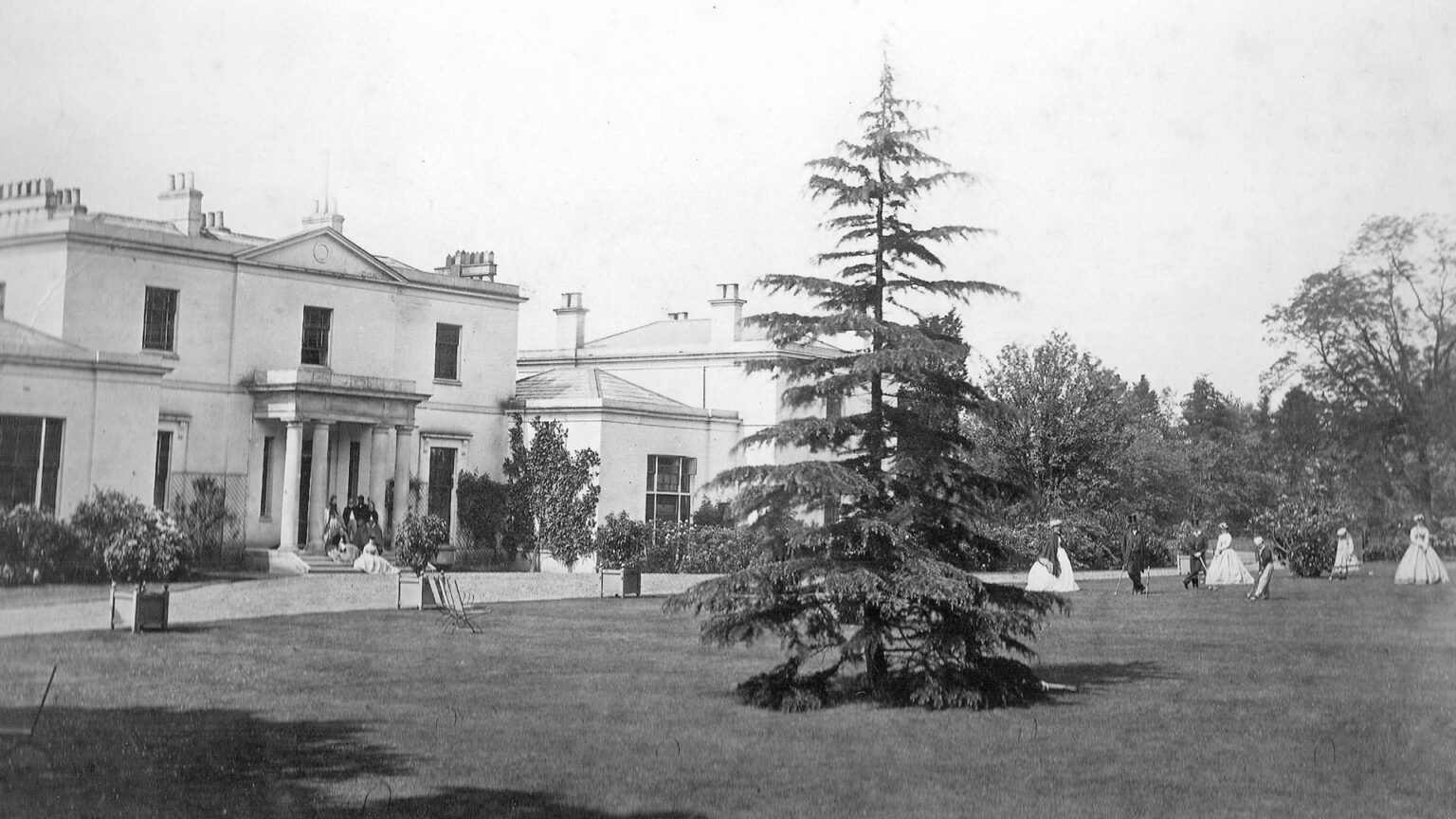 Black and white image of Coworth Park exterior 