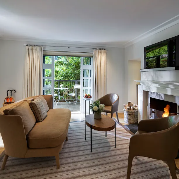 Coworth Park Stable Junior suite Loft Cottage living room