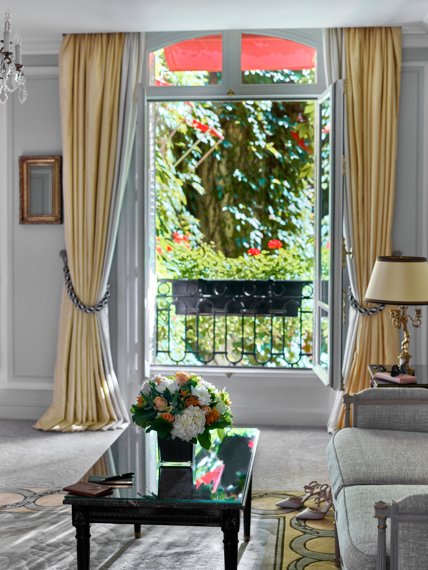 HPA-224-226-Presidential-Suite-Bed-P-HR-by-markread