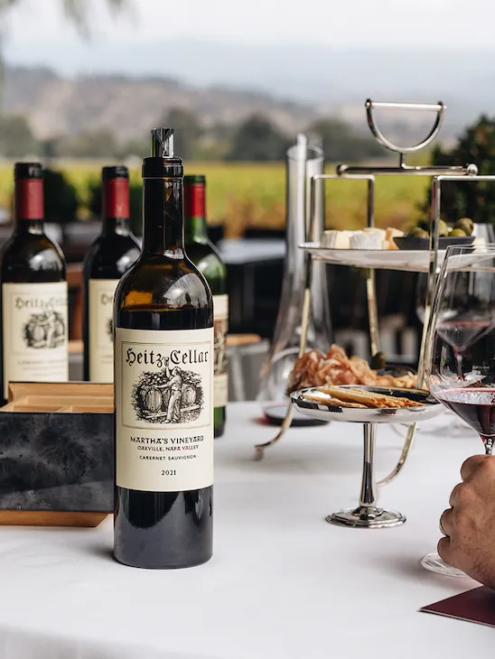 The wine selection of Heitz Cellar in a wine dinner set up