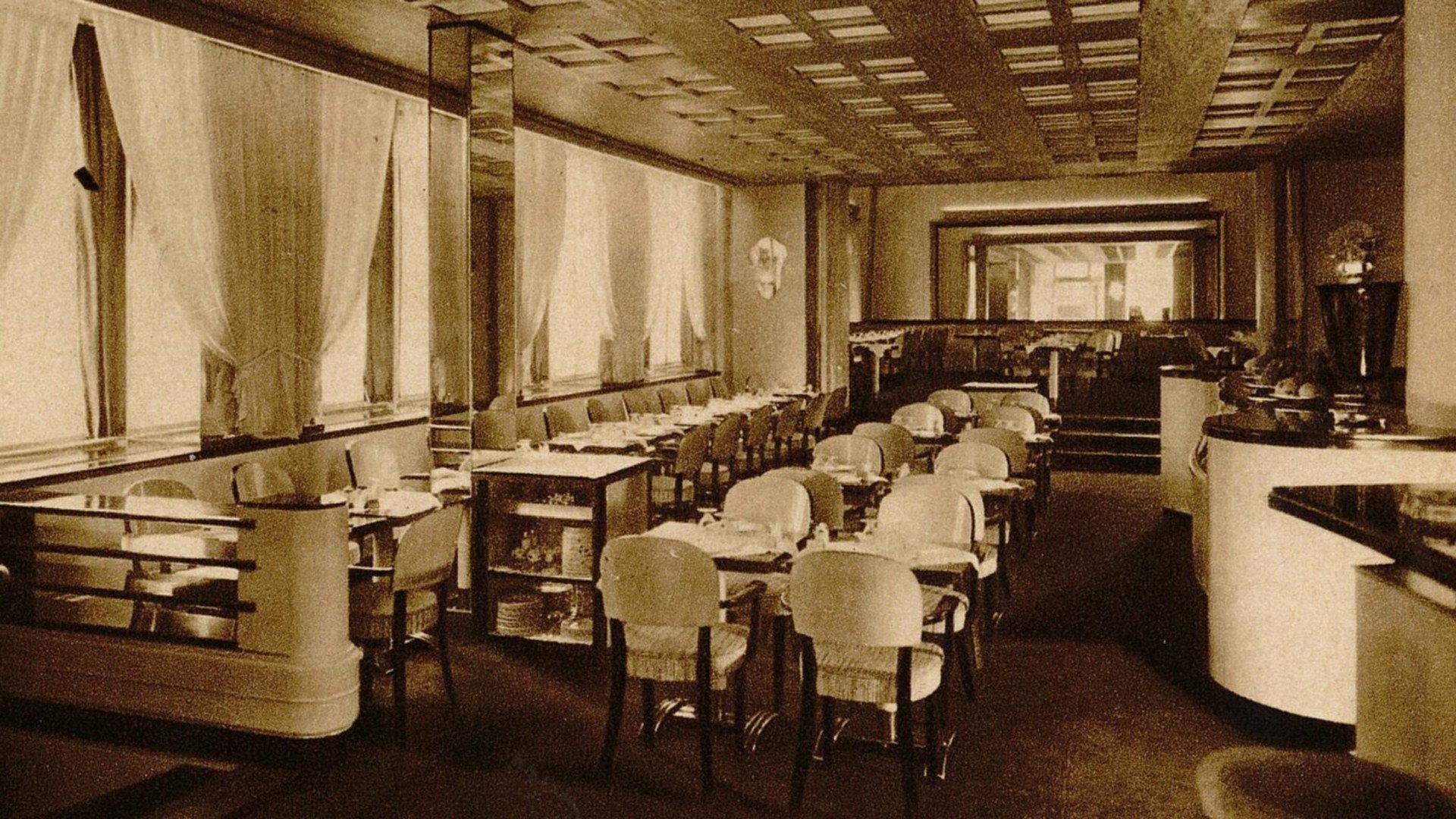 Photo historique de la salle à manger du Relais