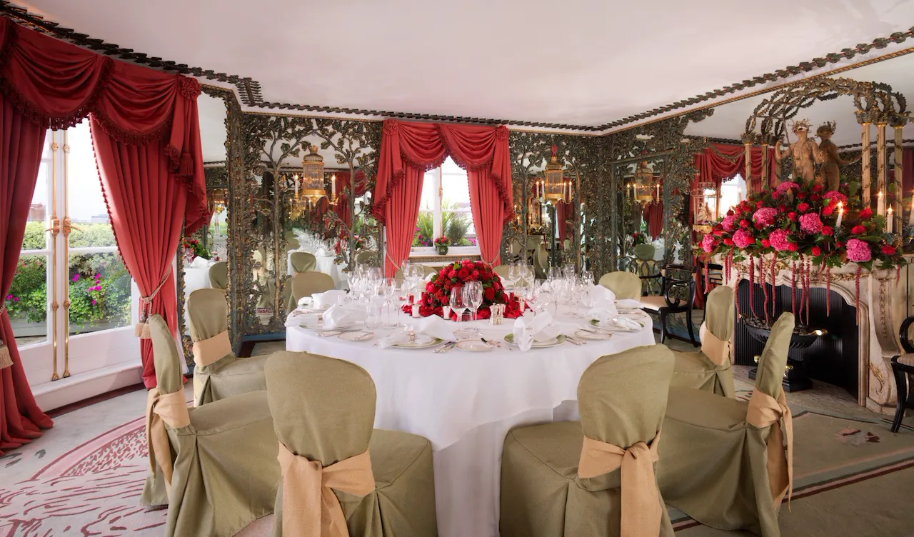 The Dorchester Penthouse & Pavilion set for dinner